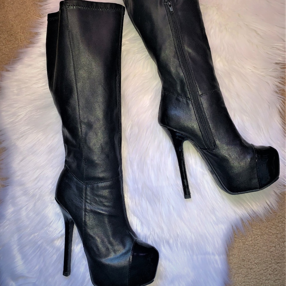 Kanya by Paper Fox for ShoeDazzle - Size 6 1/2